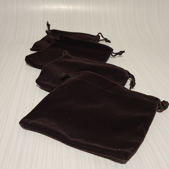 Set of 25 Velvet Drawstring Bags for Jewelry Beads Crafts & More Brand New - Picture 4 of 4